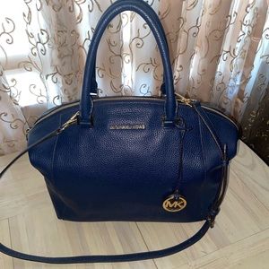 MICHAEL KORS SHOULDER BAG